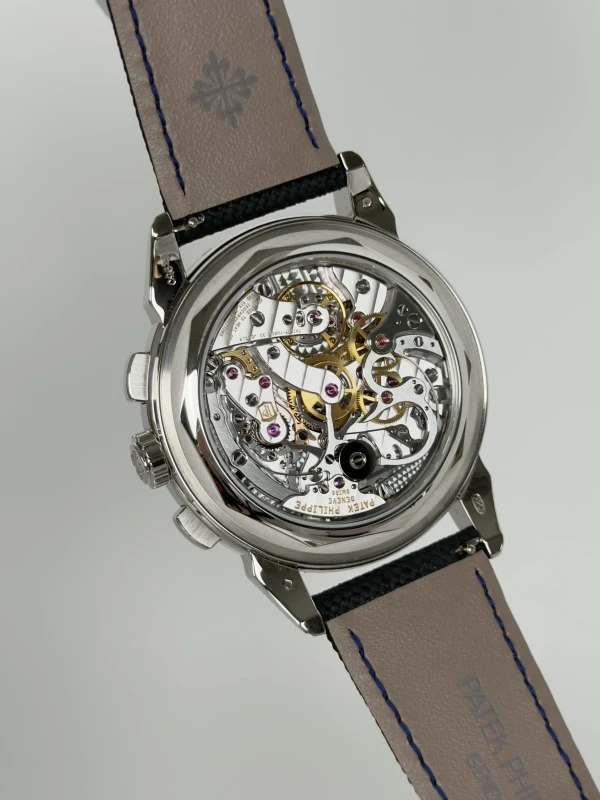 Patek Philippe CHRONOGRAPH. PERPETUAL CALENDAR. 5270P-016 8
