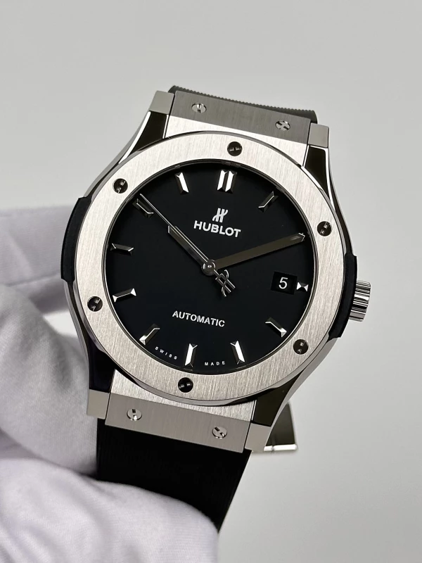Hublot Titanium 511.NX.1171.RX 4