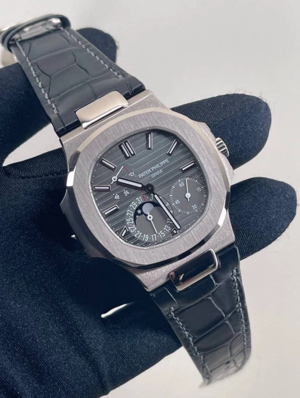 Patek Philippe 5712 5712G-001 3