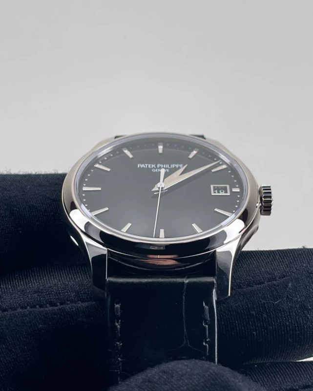 Patek Philippe 5227 5227G-010 4