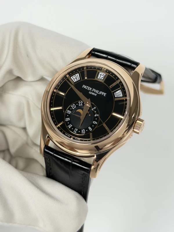 Patek Philippe 5205 5205R-010 3