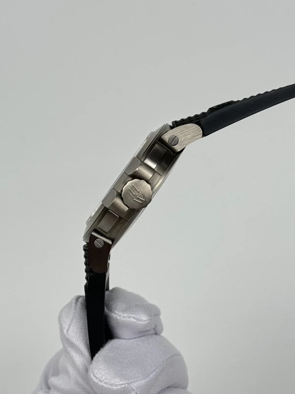 Harry Winston Collection Dual Time Monochrome OCEATZ44ZZ008 6