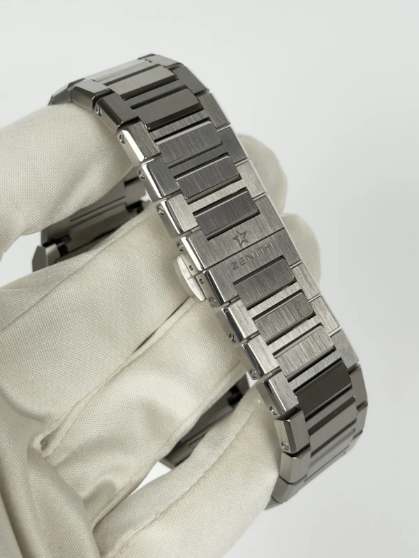 Zenith 21 Chronograph Automatic 95.9002.9004/78.M9000 3