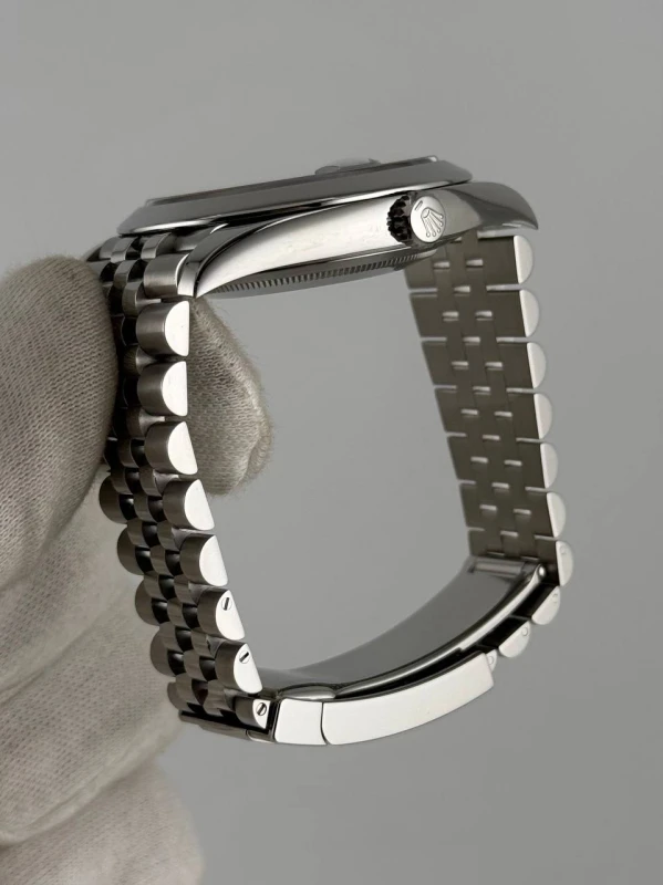 Rolex 41mm Steel 126300-0018 6