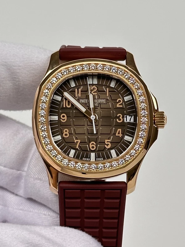 Patek Philippe 5068 Aquanaut Luce 5068R-001 2