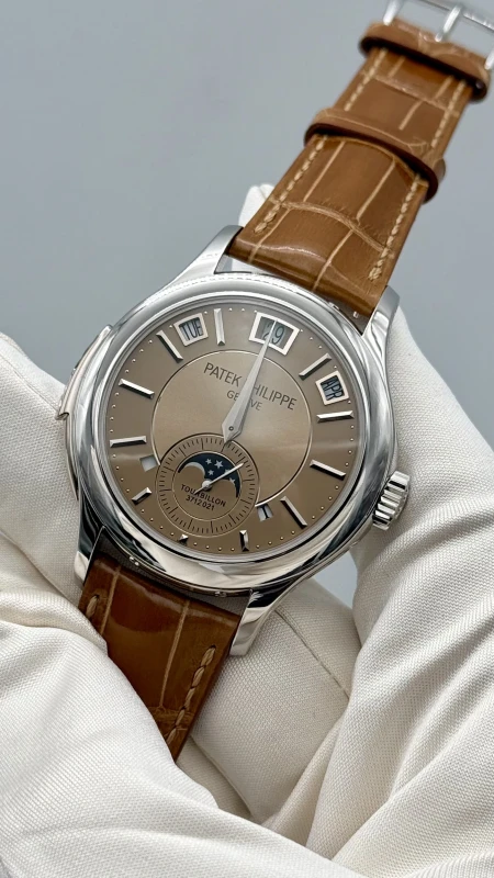 Patek Philippe 5207 5207P-001 3