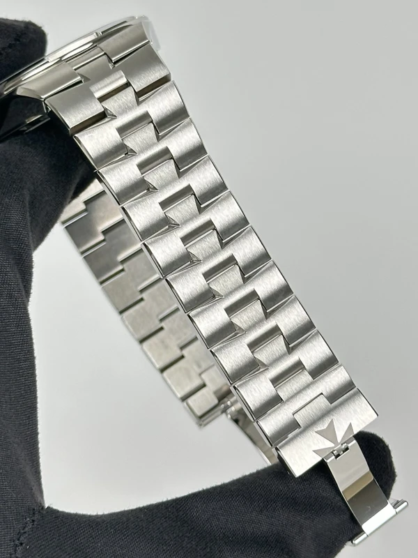 Vacheron Constantin Tourbillon 6000V/110A-B544 7