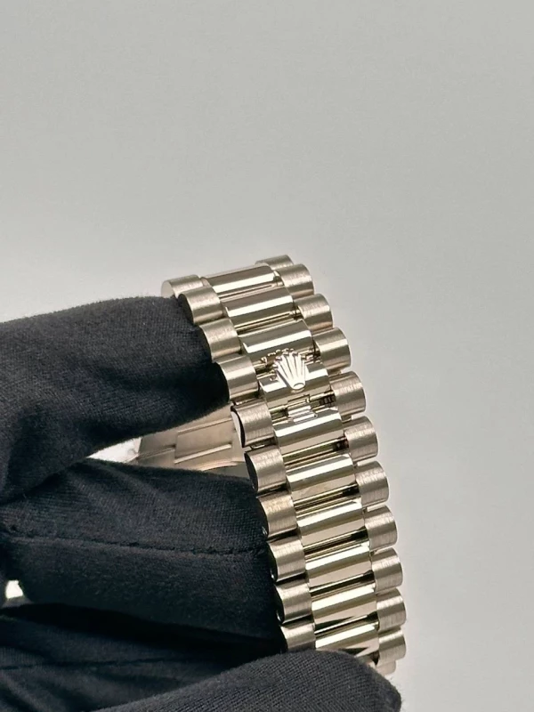Rolex 40mm White Gold 228239 7