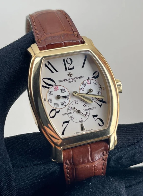 Vacheron Constantin Tonneau Day & Date Royal Eagle 42008/000J-8978 3