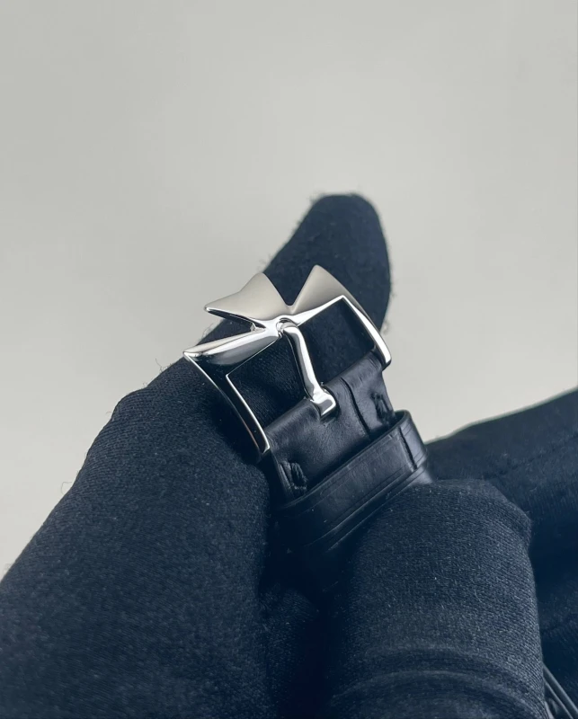 Vacheron Constantin 30110/000P-9999 7