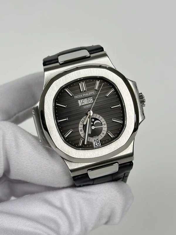 Patek Philippe 5726  5726A-001 3