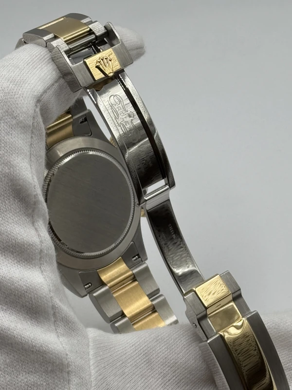 Rolex Cosmograph 40mm Steel and Yellow Gold 116503-0004 7