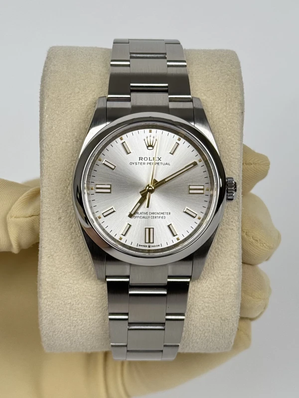 Rolex Perpetual 36 126000-0001 2