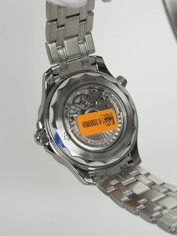 Omega Diver 300M Omega Co‑Axial Master Chronometer 42 mm 210.30.42.20.01.001 5