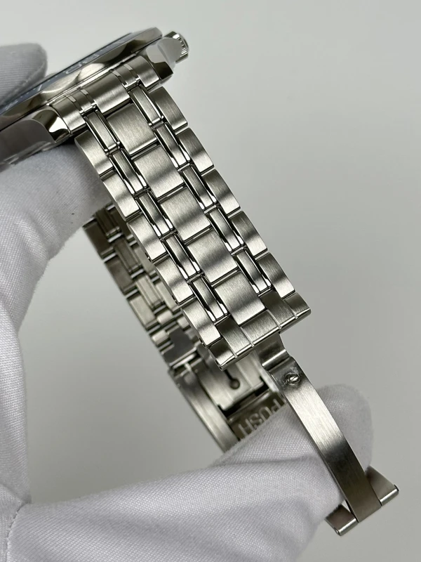 Omega Diver 300M Omega Co‑Axial Master Chronometer 42 mm 210.30.42.20.06.001 6