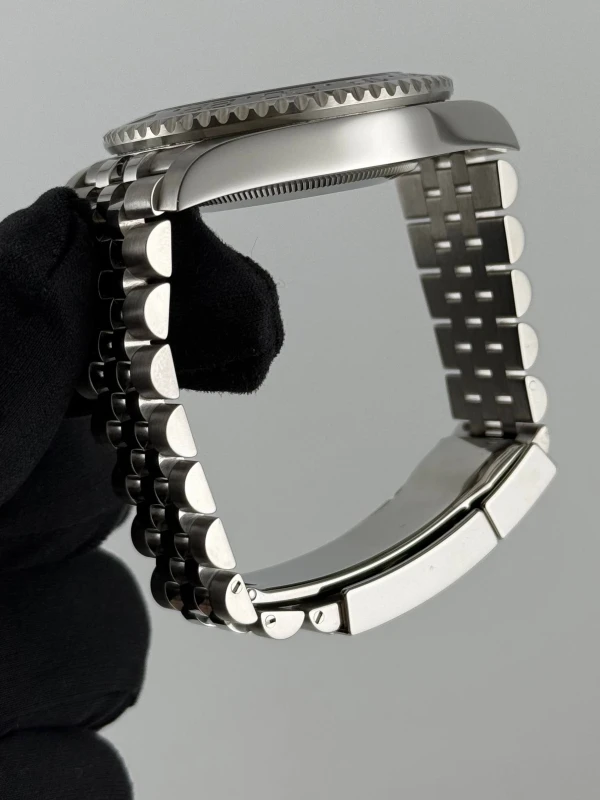 Rolex 40mm Steel 126710BLNR-0002 4