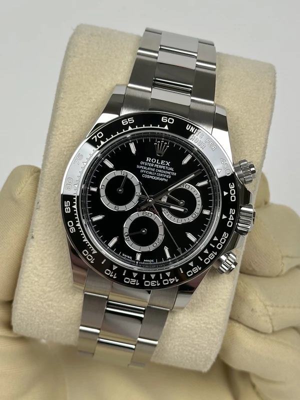 Rolex Cosmograph 40mm Steel 126500ln-0002 4