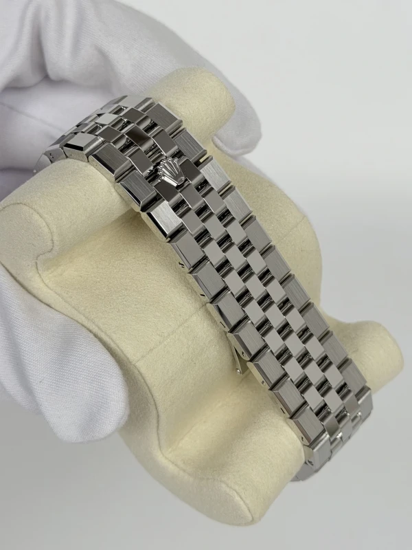 Rolex Land-Dweller 40 127334-0001 5