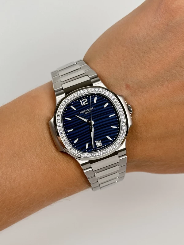 Patek Philippe Lady 7118 7118/1200A-001 8