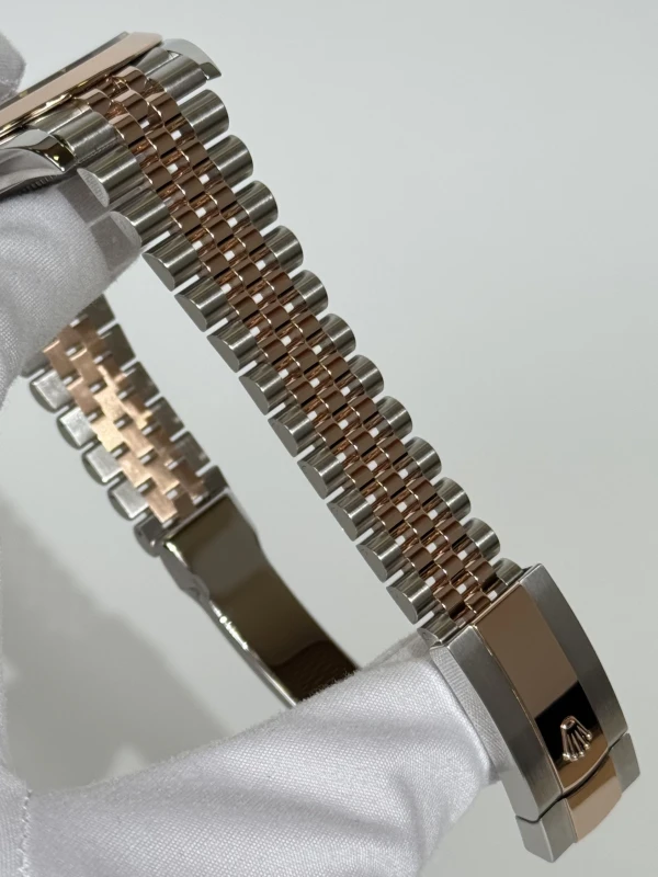 Rolex 41mm Steel and Everose Gold  126301-0002 3