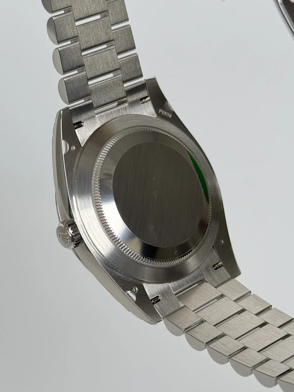 Rolex Day-Date 40 mm Platinum 228236-0017 8