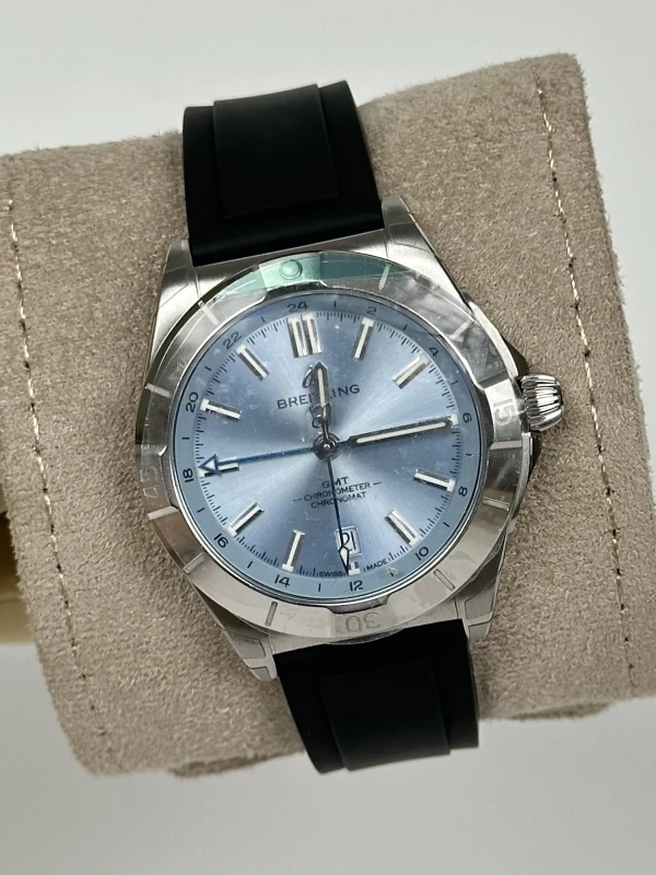 Breitling CHRONOMAT AUTOMATIC GMT 40 P32398101C1S1 3