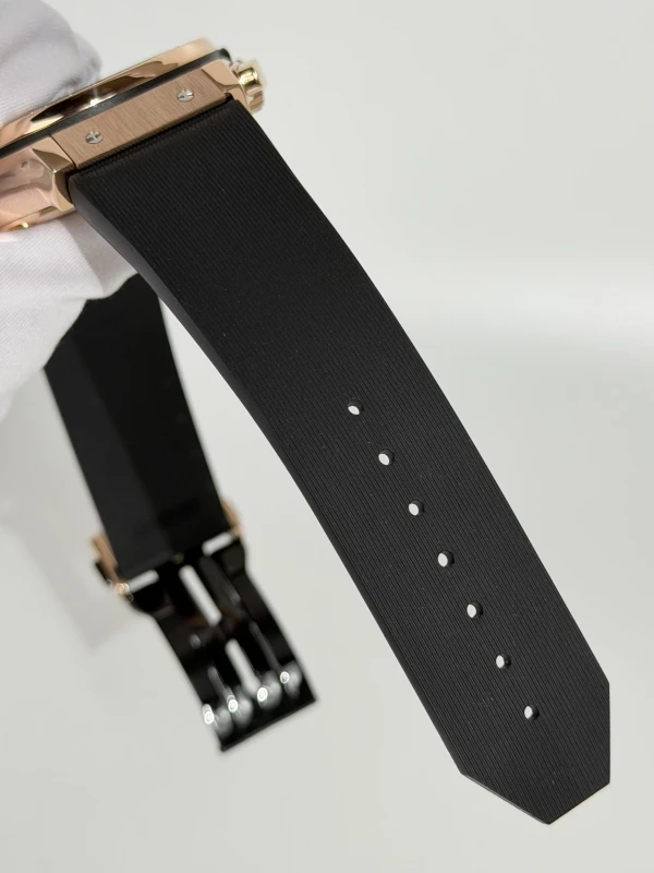 Hublot Chronograph Gold 521.OX.1180.LR.1104 4