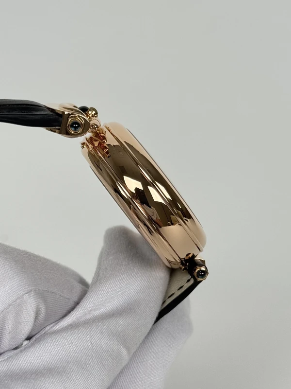 Bovet 44 7-Day Tourbillon  AIT7001 5