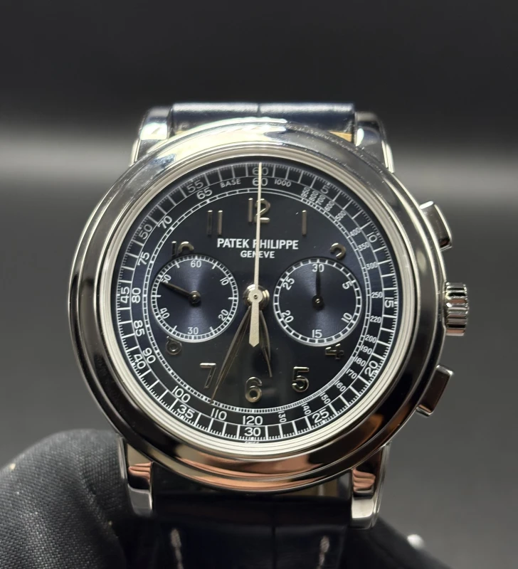 Patek Philippe 5070 5070P-001 7