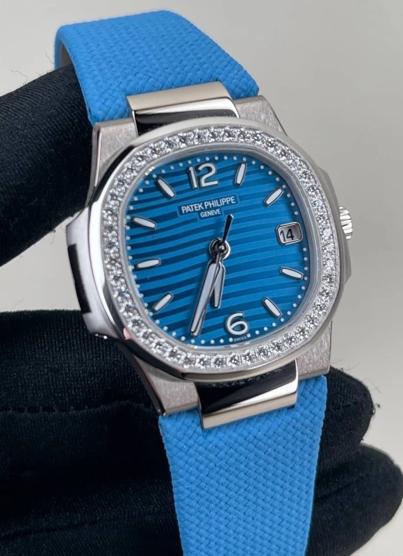 Patek Philippe Lady 7010 7010G-013 3