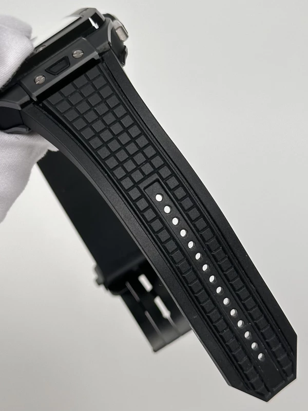 Hublot UNICO BLACK MAGIC 821.CI.0170.RX 7