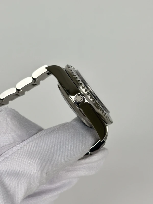 Rolex 16600 3
