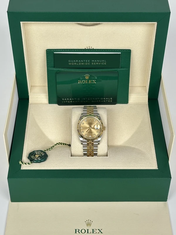 Rolex 36 MM, OYSTERSTEEL AND YELLOW GOLD 126233-0017 5