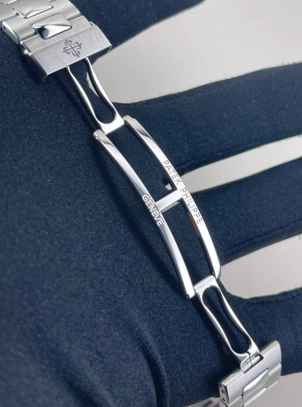 Patek Philippe 5726 5726/1A-014 6