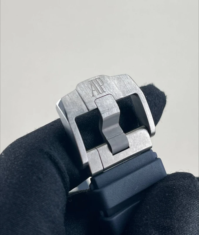 Audemars Piguet Chronograph 43 mm 26420TI.OO.A027CA.01 7