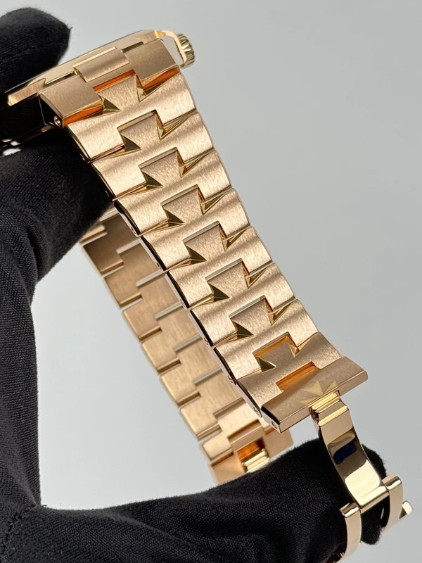 Vacheron Constantin Dual Time Men's Watch 47450.B01R-9229 6