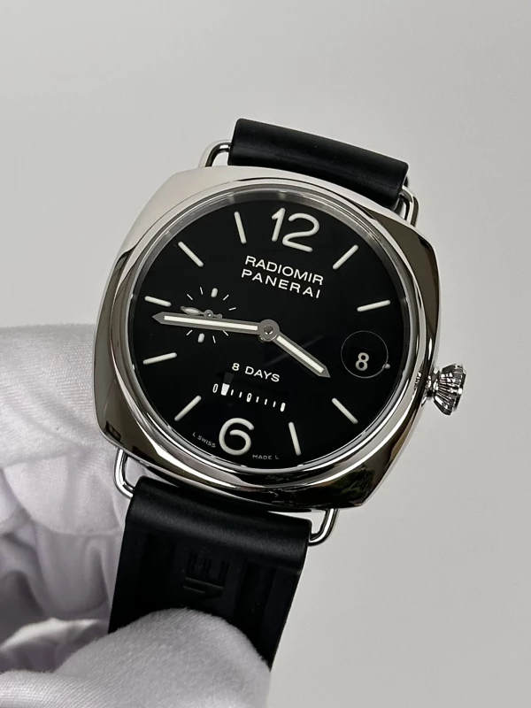 Panerai 8 Days  PAM00268 4