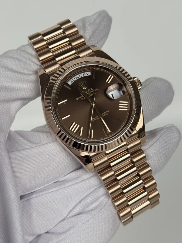 Rolex 40 mm Everose Gold  228235-0002 2