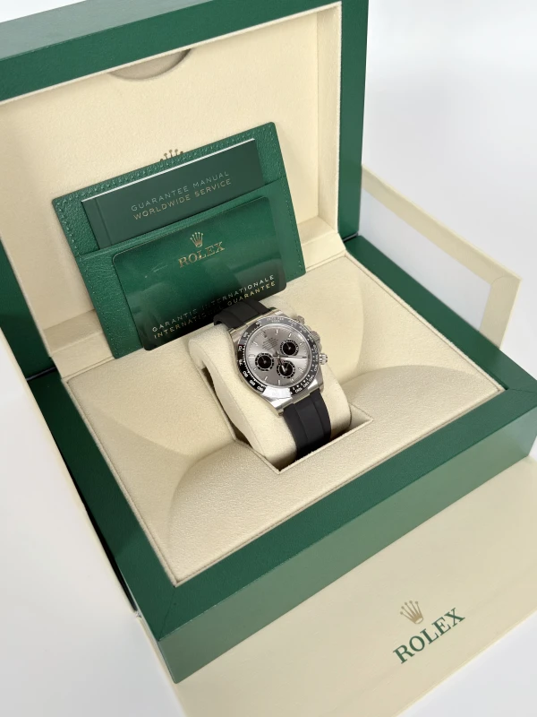 Rolex Cosmograph 40mm White Gold 126519ln-0006 7