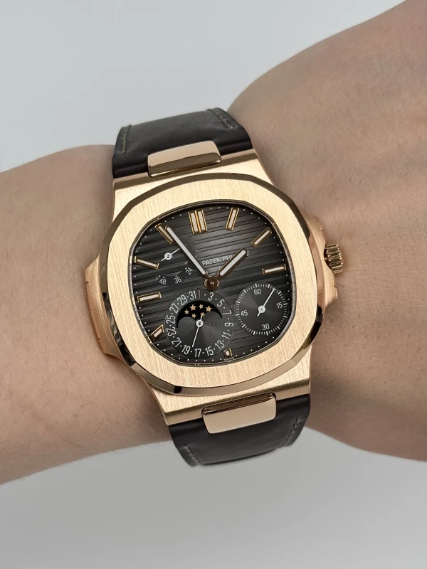 Patek Philippe 5712 5712R-001 9