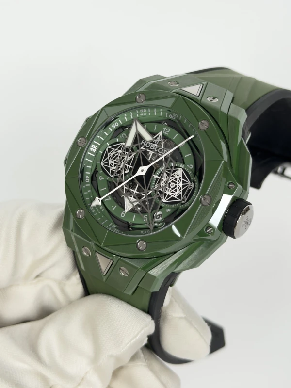 Hublot Big Bang Sang Bleu II 418.GX.5207.RX.MXM22 4