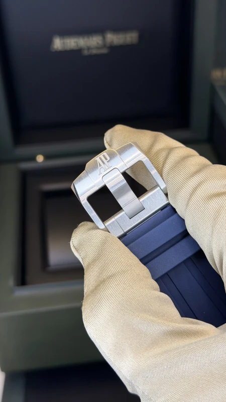 Audemars Piguet Offshore Chronograph 43 mm 26420SO.OO.A029VE.01 7