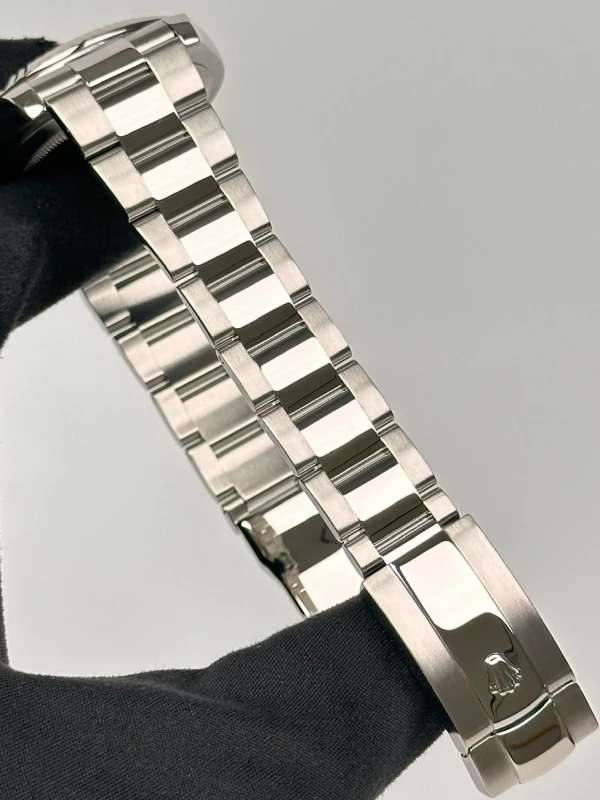 Rolex II 41mm Steel and White Gold 116334 rdo 5
