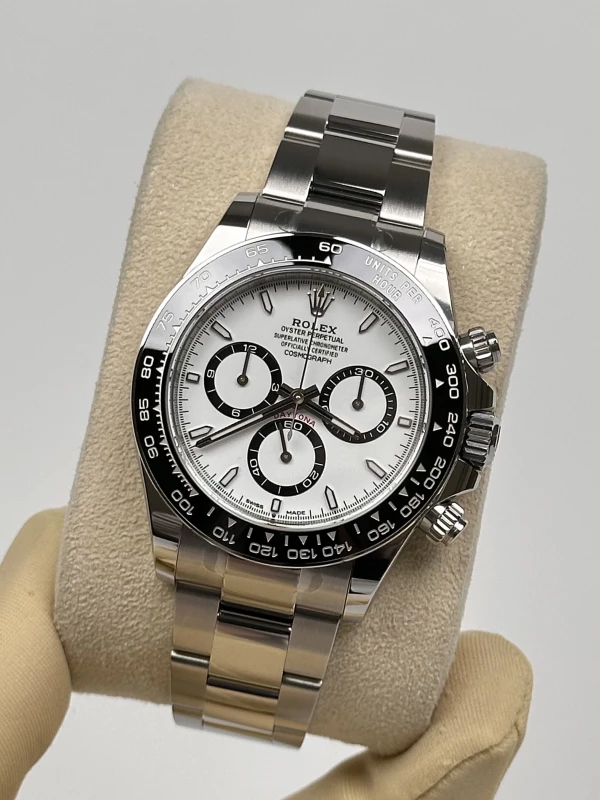 Rolex Cosmograph Daytona 40mm Steel 126500ln-0001 4