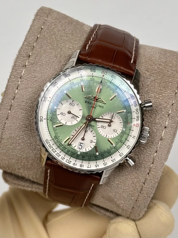 Breitling NAVITIMER B01 CHRONOGRAPH 41 AB0139211L1P1 4