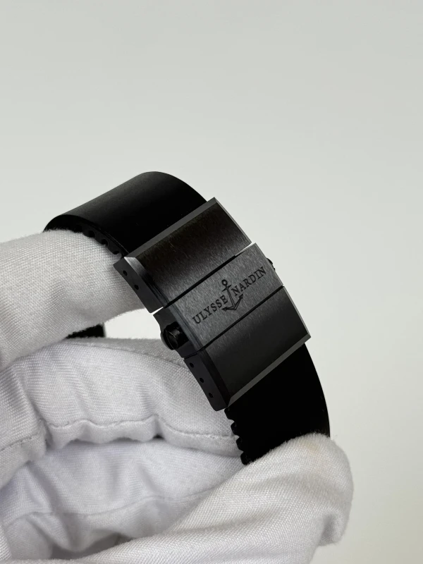 Ulysse Nardin Black Sea 263-92LE-3C/928-RG 5