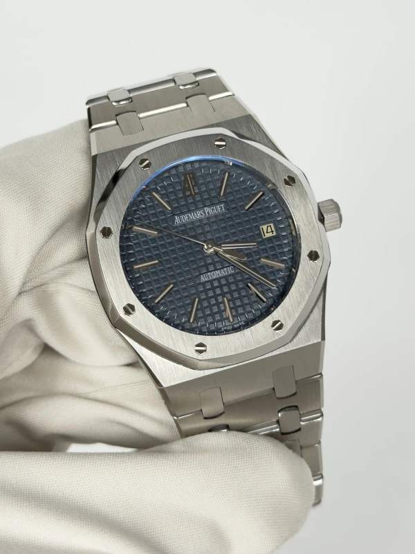 Audemars Piguet 15300ST.OO.1220ST.02 3