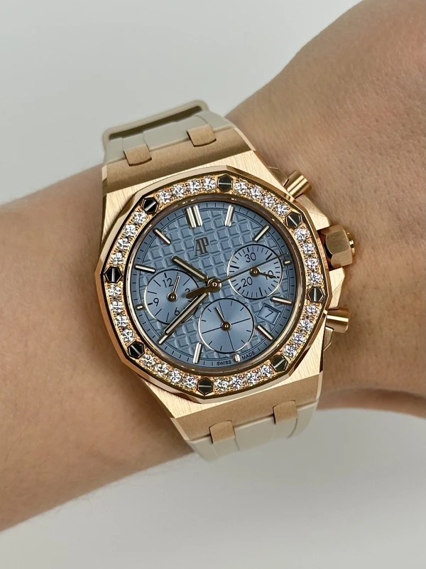 Audemars Piguet Chronograph 26231OR.ZZ.A085CA.01 9