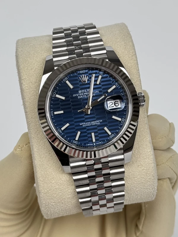 Rolex 41 mm, steel and white gold 126334-0032 3