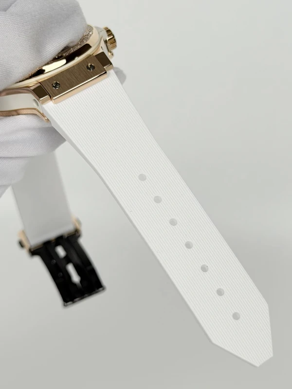 Hublot Gold White Diamonds 38 mm  361.PE.2010.RW.1104 4
